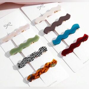 4-Pack Stylish Wavy Hair Clips
